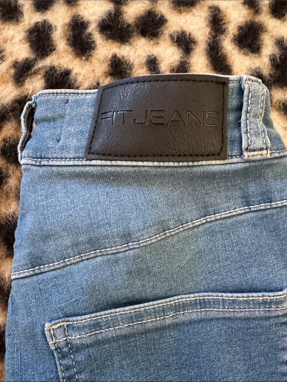 Contour Fit High-Rise Jeggings - Arctic Light Blue - Picture 4 of 9